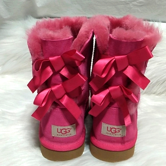 NWOT UGG Eva Bow Sheepskin & Fur Boots Sz.5 - Picture 3 of 16